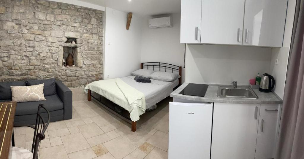 Apartman Pundinica Kaštela Esterno foto